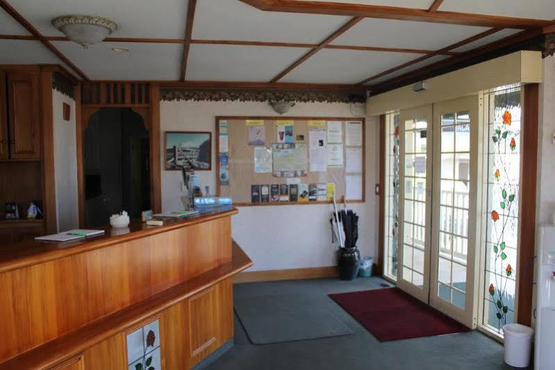 Amber Court Motel New Plymouth Exterior photo