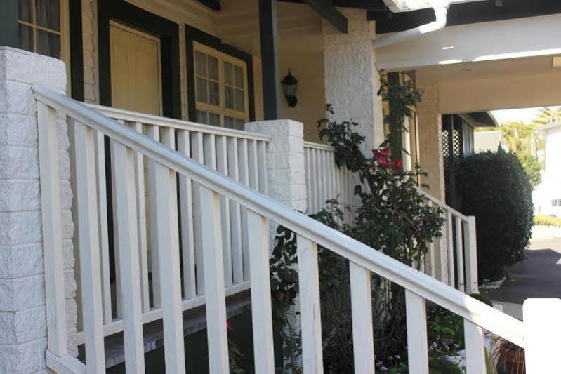 Amber Court Motel New Plymouth Exterior photo